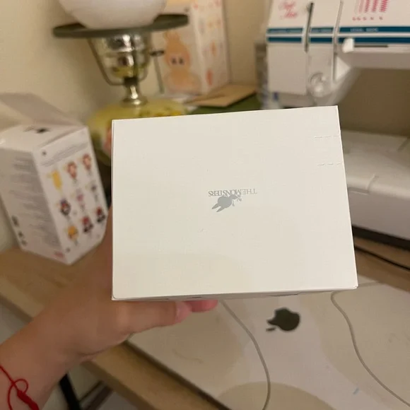 AUTHENTIC NEW Pop Mart LABUBU Big Into Energy Vinyl Plush - Loyalty - Picture 8 of 8